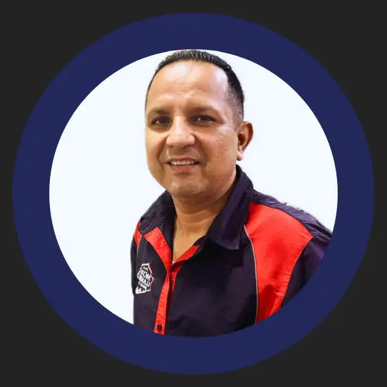 Giovanny Leal, asesor comercial de Motollantas Neiva